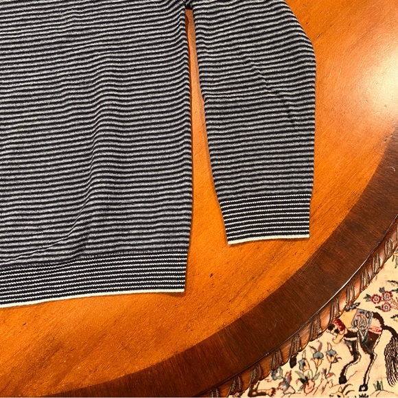 SOLD Dartmoor Men’s 100% Cashmere Crewneck Pullover Sweater Navy Stripe - Picture 9 of 16